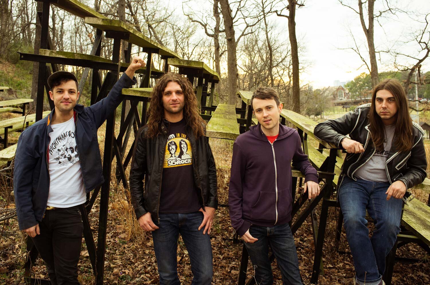 LEE BAINS III & THE GLORY FIRES