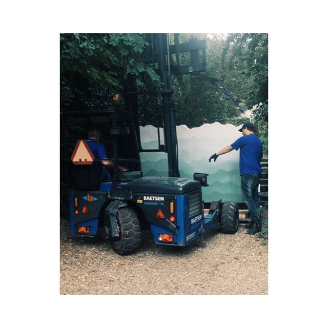 We are so excited to see these objects inspired by 'Paradeisos' (walled Persian gardens) installed for the first time in the settings of a physical garden 🍃 🌿🍀 #thematerialityoftheinvisible#marreshouseforcontemporaryculture#janvaneyckacademie#bure