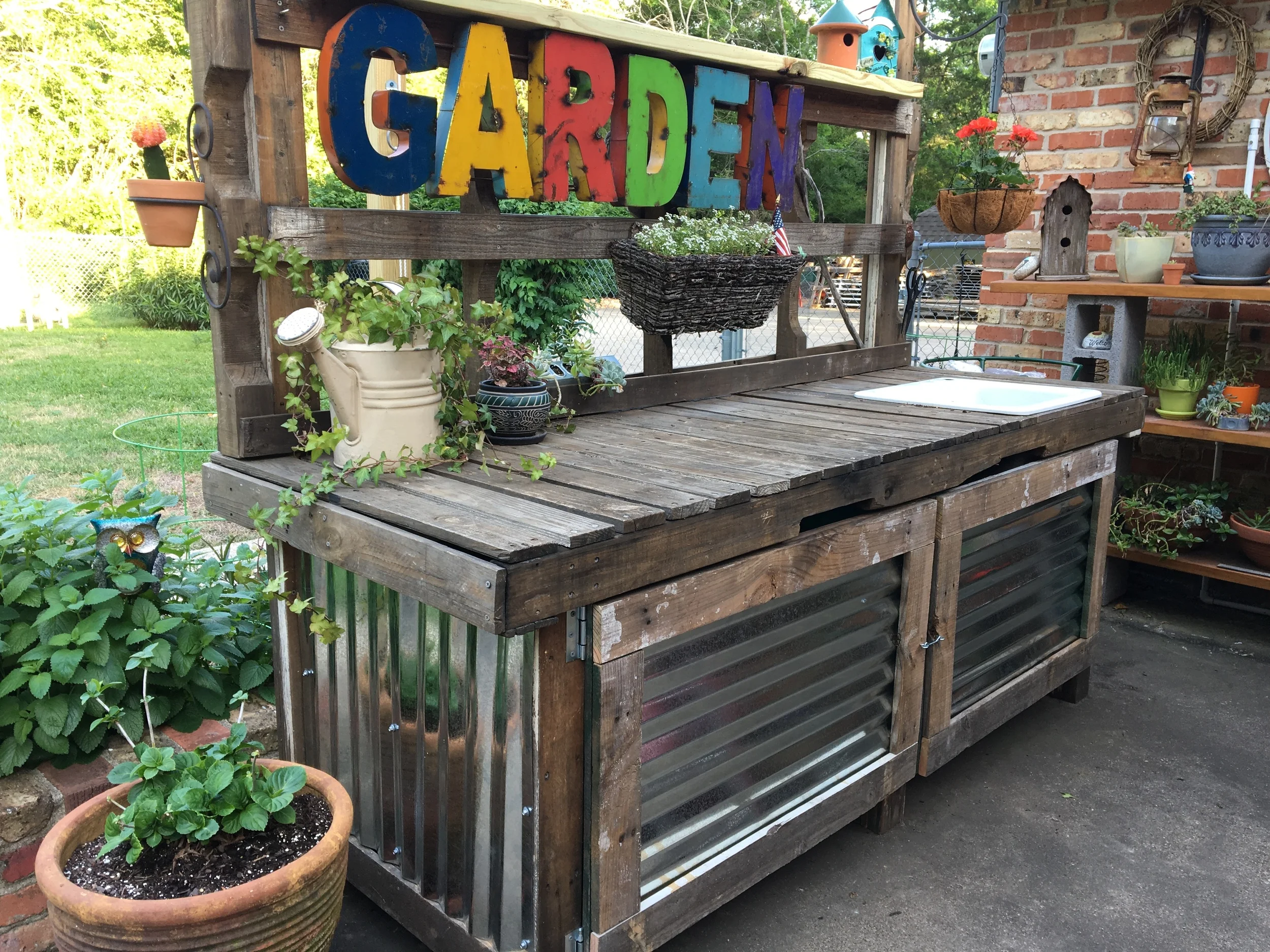 pimped up potting bench