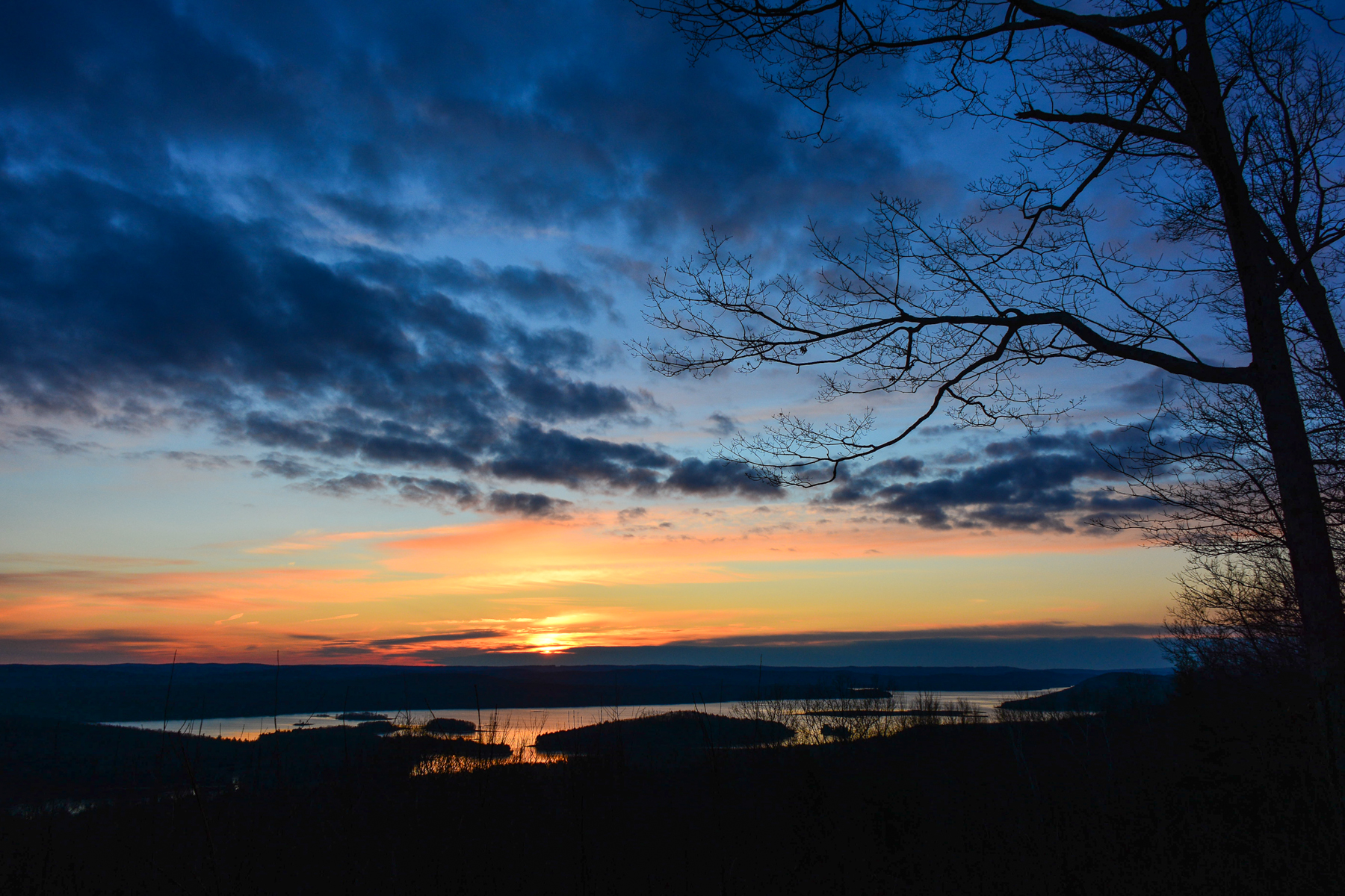   Sunrise, New Salem Lookout, December 31st, 2014.&nbsp;  