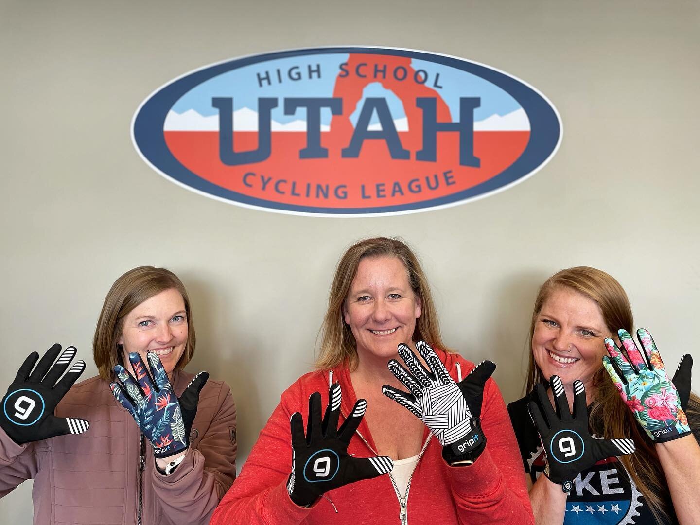 We are thrilled to announce that @gripitsports has came on as a Silver Level Sponsor for the league&rsquo;s 10 year anniversary (SEASON X)! Thank you Gripit for celebrating this special year with us!
🧤🧤
Gripit Sports is a Utah based glove company p