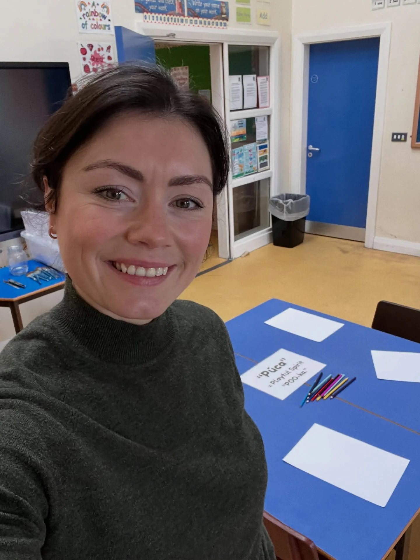 Making art with 78 children in one day was something I didn&rsquo;t think I would ever be doing!! 🥹
Today was the last of the art workshops for the @islandartscentre Seachtain na Gaeilge project. I worked with the P6 and P4 children at Ballymacricke