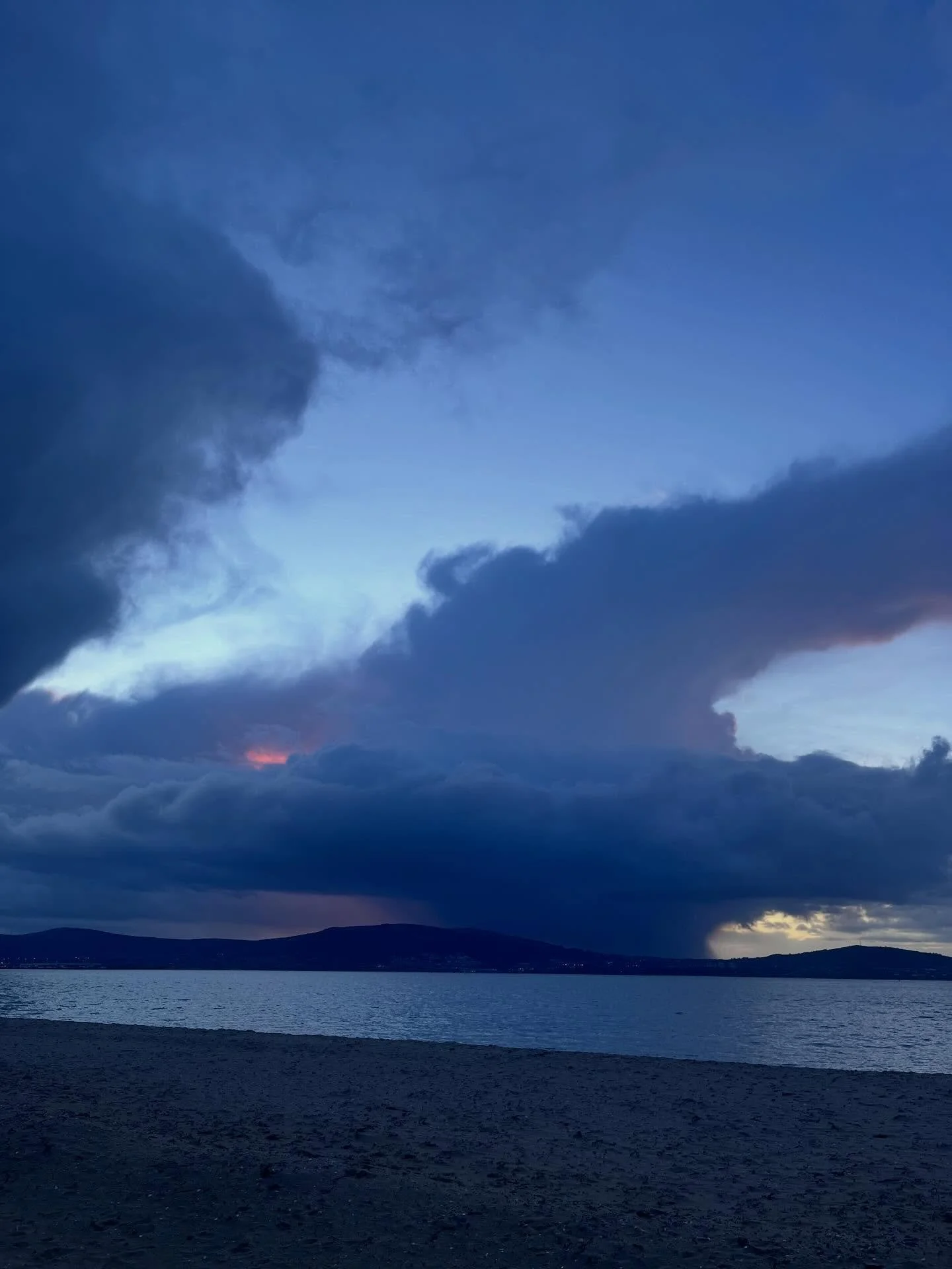 March where did you go? Wintery walks by the beach, an exhibition of art from the project with Primary School for Lisburn Council, a fun Paint and Sip hen and a baby shower, a messy studio in need of a Spring clean (studio sale may be pending&hellip;