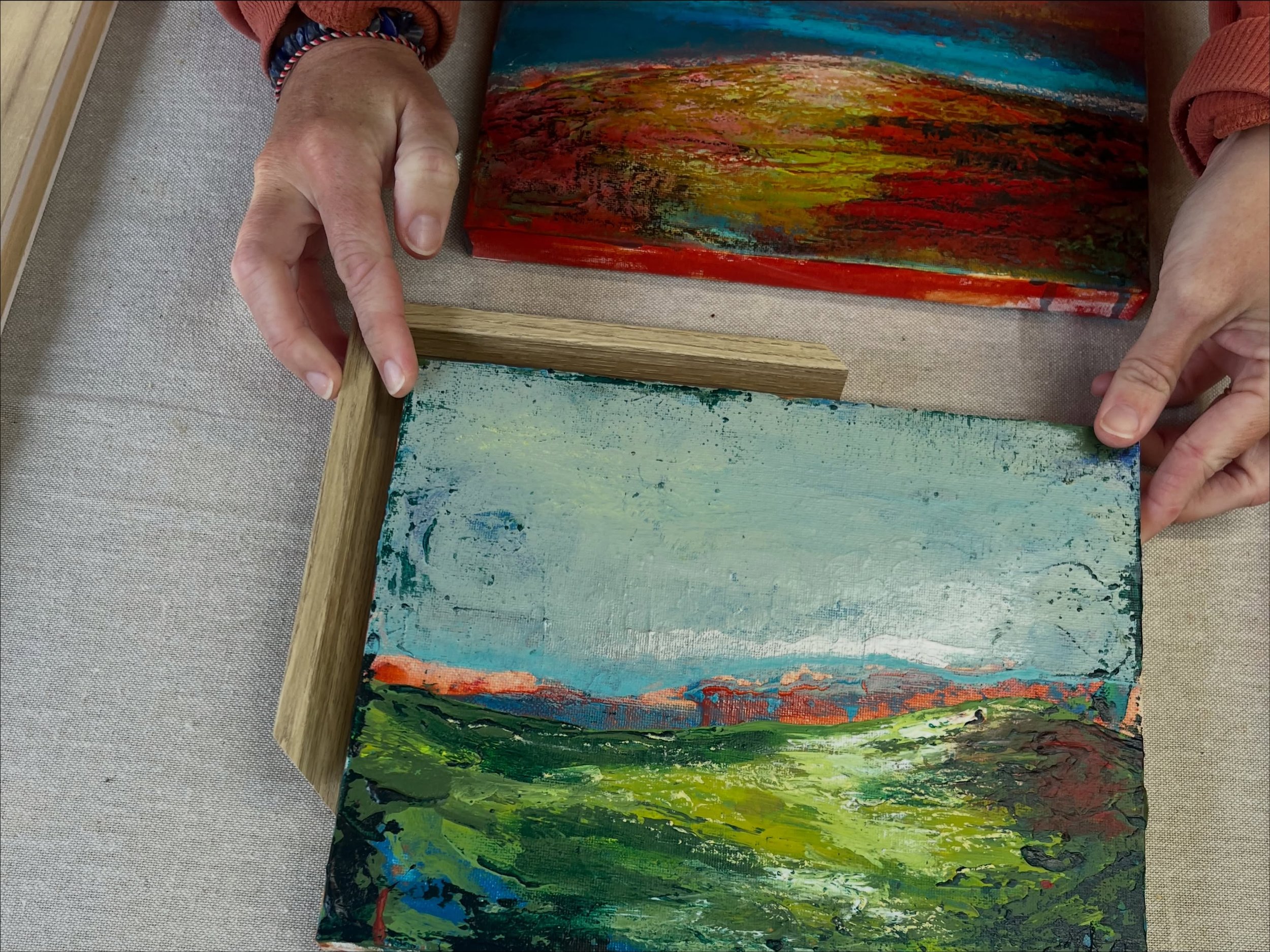 For this collection I wanted to choose frames that became part of the paintings and complimented their textures. I love the natural feel and look of a wood frame, I think they finish these pieces beautifully. 

✨You can view my new collection &lsquo;