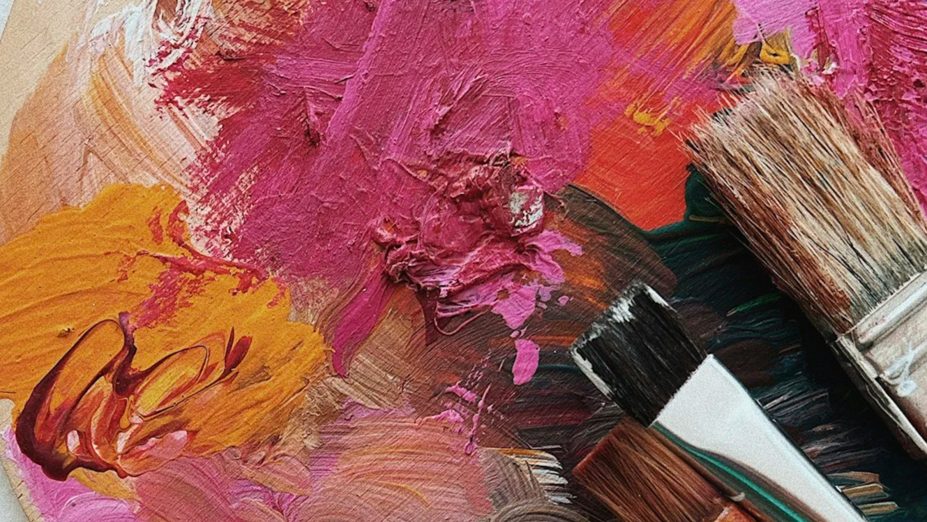 Book a private paint and sip workshop in Belfast