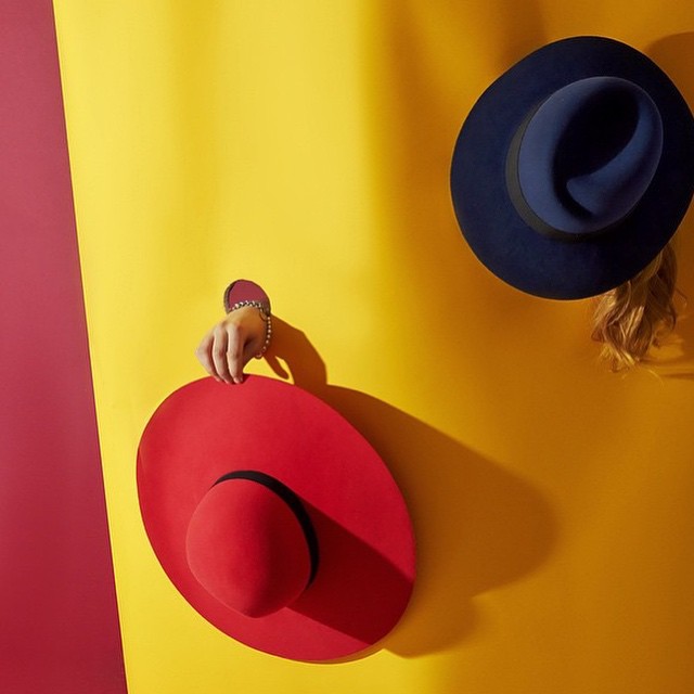#yellow #gul #red #r&ouml;d #hat #hattar #f&auml;rg #skapa #kul #roligt #inspiration #inspirera #dig #glad #happy  #colours #fun #do #try