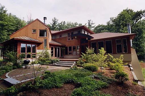 lawrence.ext.comp.2.jpg