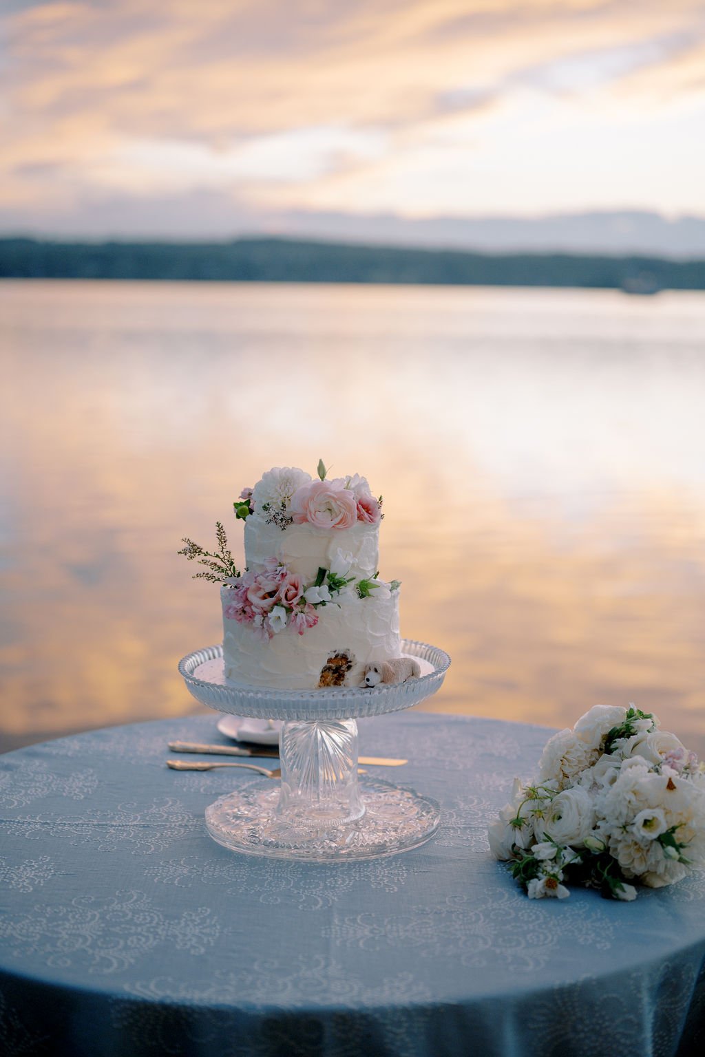 Ali-Reed-Photography-Alexandra-Elise-Photography-New-York-Film-Wedding-Photographer-New-England-Finger-Lakes-204.jpg