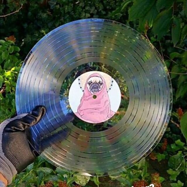 I decided on the clear vinyl for 27. So excited for this to finish and ship!!!only 25 of these getting made 🙌🏻🙌🏻 http://www.skylrcarrow.com/store .
.
.
.
.
#music #artoftheday #musicartist #indieartist #musicians #art #vinylcollector #vinyl #artw