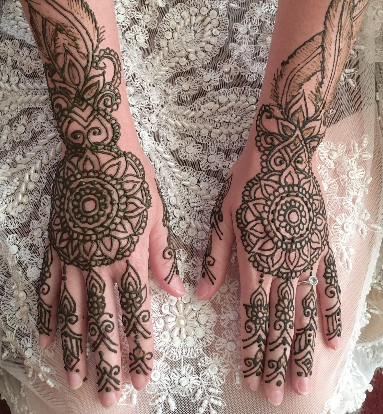 The Eye of Henna & 13 Moons Tattoo