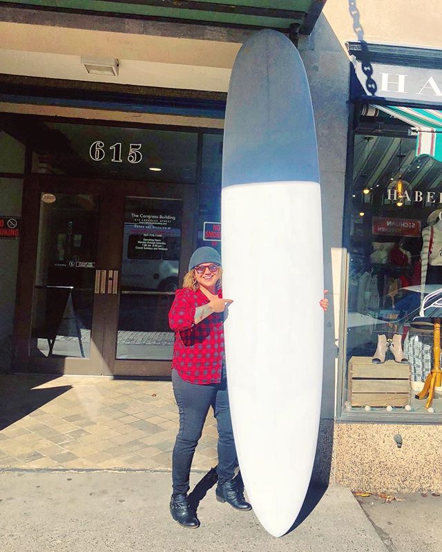 #surfing #surfinglife #surf #surfboard #board #saltlife #maine #dang #largeandincharge #beauty #positivevibes #beastmode #bigger #instaawesome #theeyeofhenna #portlandmaine #custom @mainesurfersunion @netoshapes  Oh snap I can&rsquo;t wait to create 
