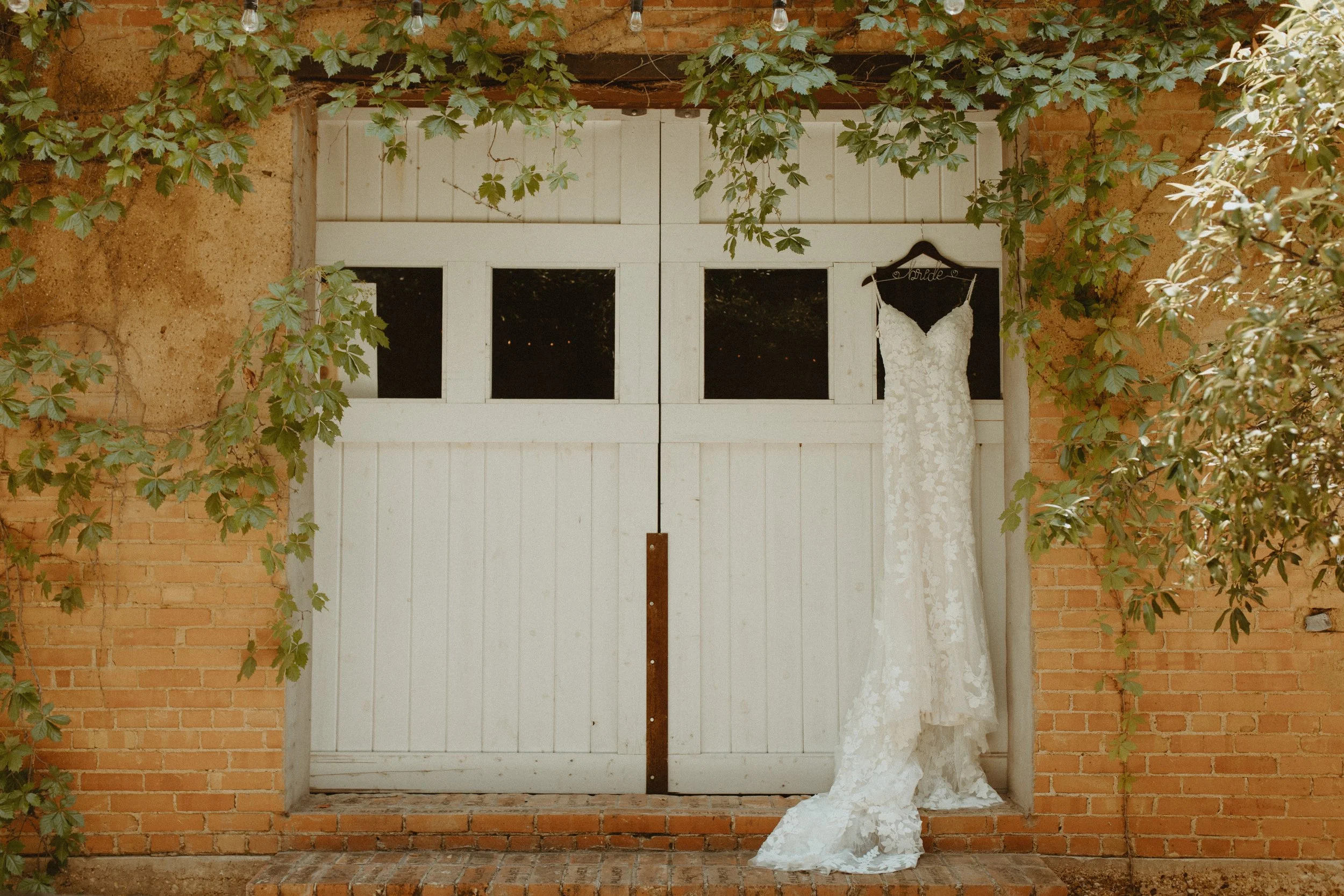 The 4Eleven Wedding. Fort Worth, Texas Wedding Photographer.