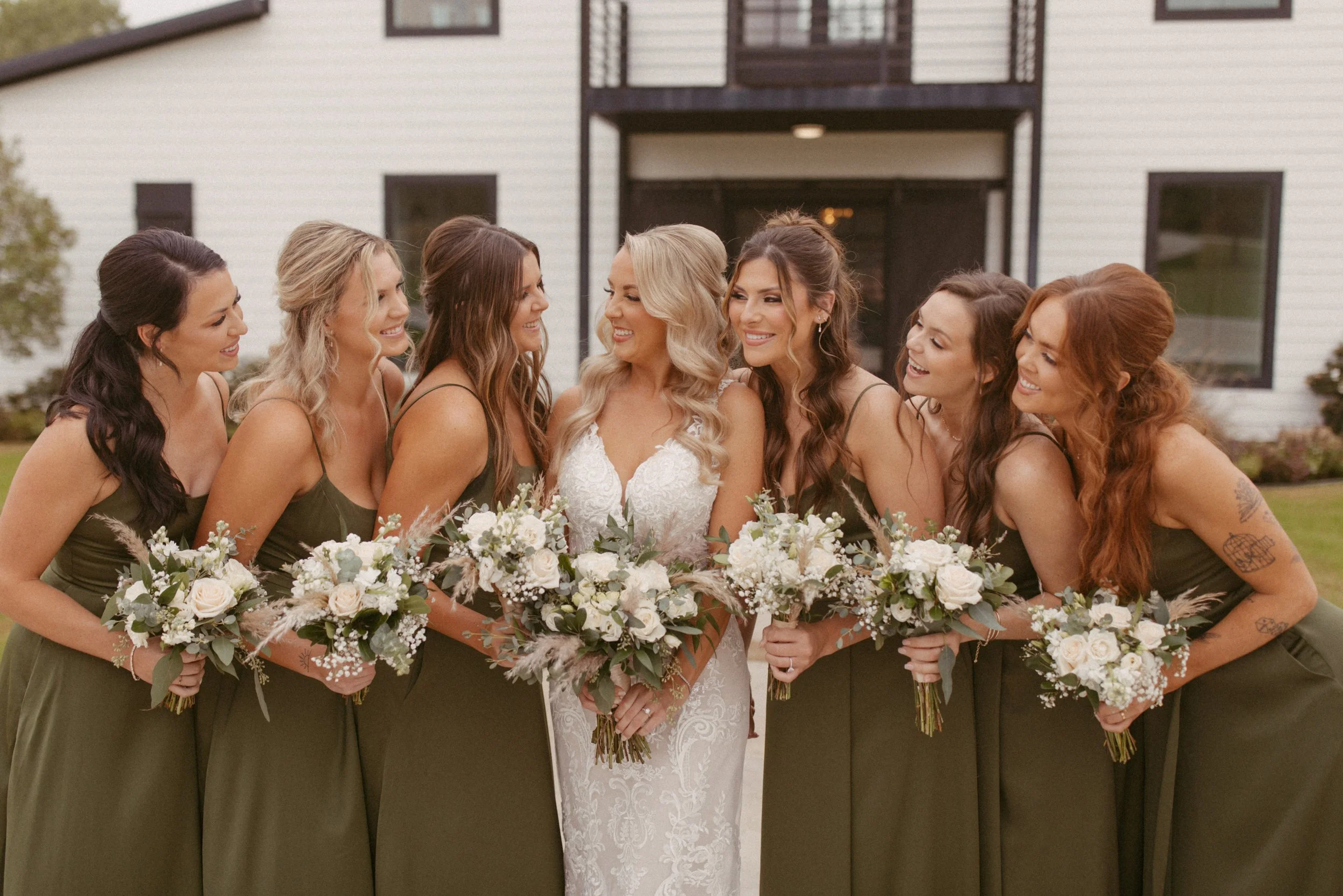 The Barn at Paradise Wedding. Weatherford Wedding Photographer