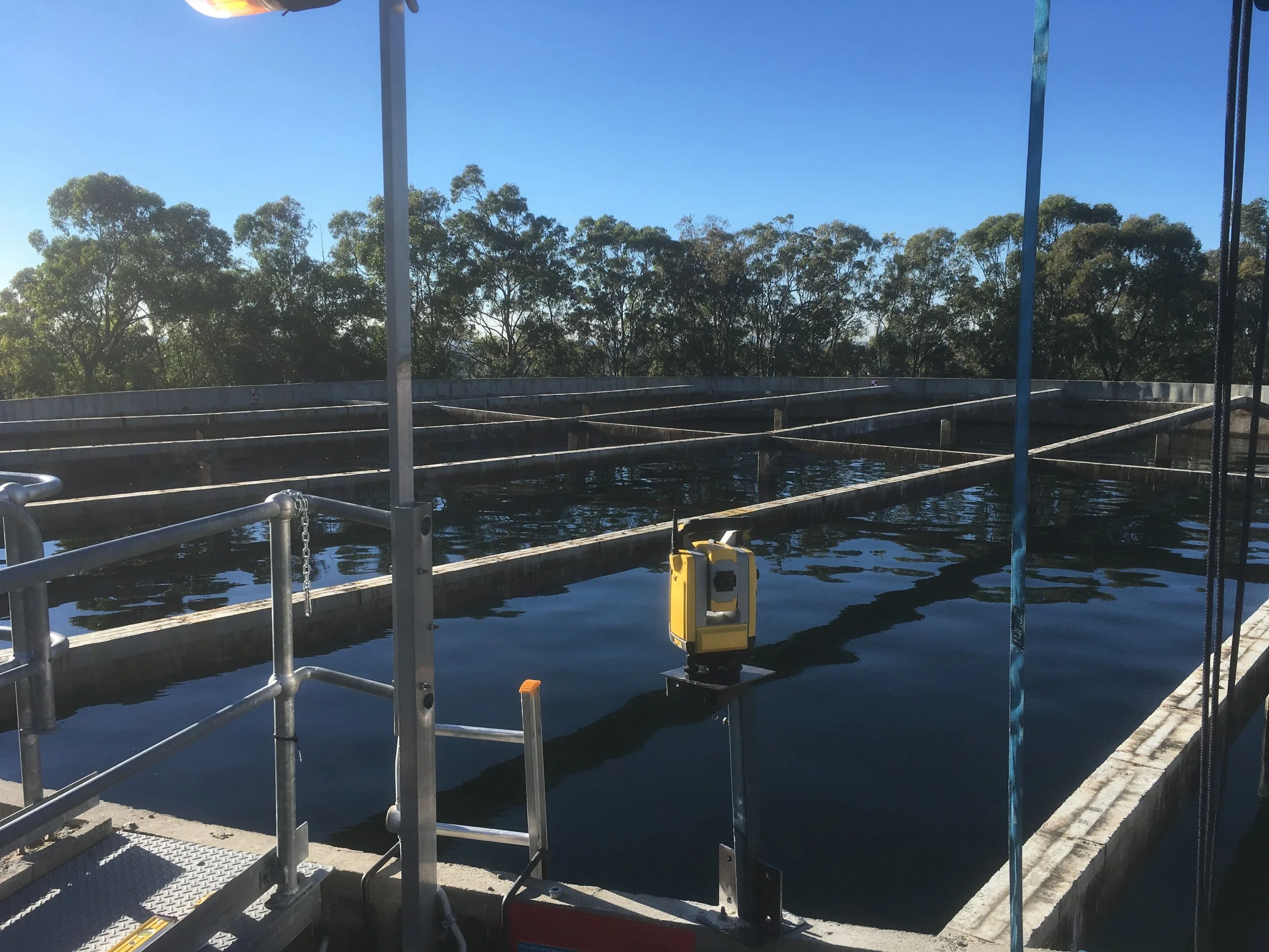Setting out drillings on a huge tank