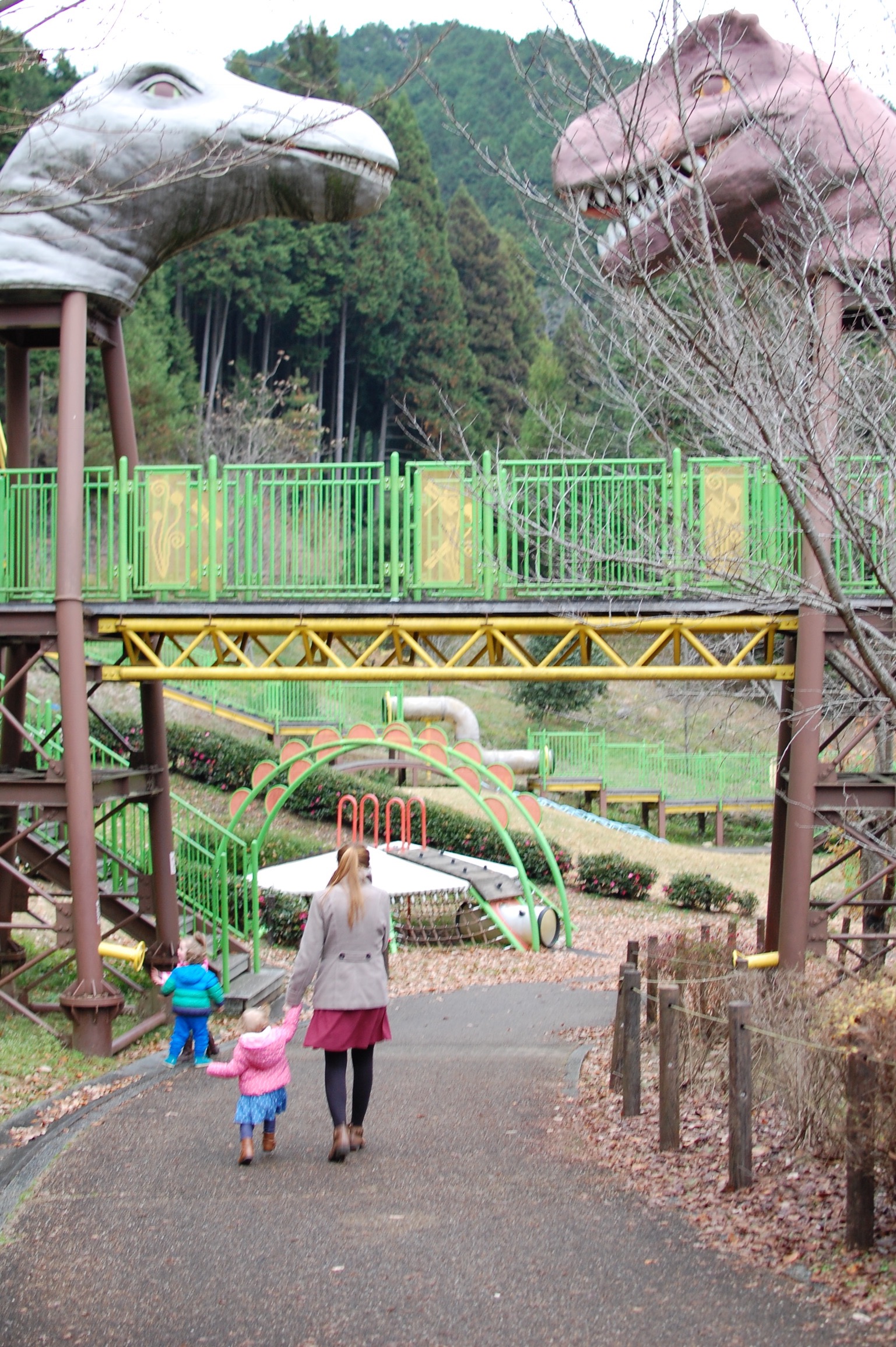 Japan has creepy abandoned Dinosaur parks...