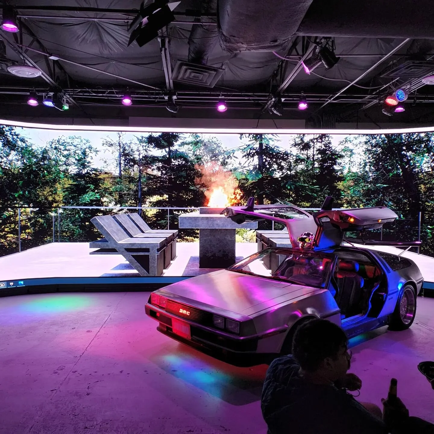 Was on a panel for th Dallas  Producers Association yesturday to talk about Virtual production and LED walls. Was super cool to see content I created in #UnrealEngine5 up on a giant wall. Even cooler with this #DeLorean. It was a really good talk, an