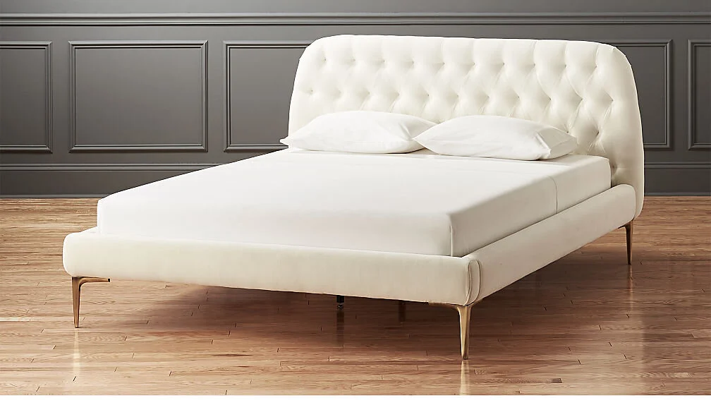 seraphina bed .JPG