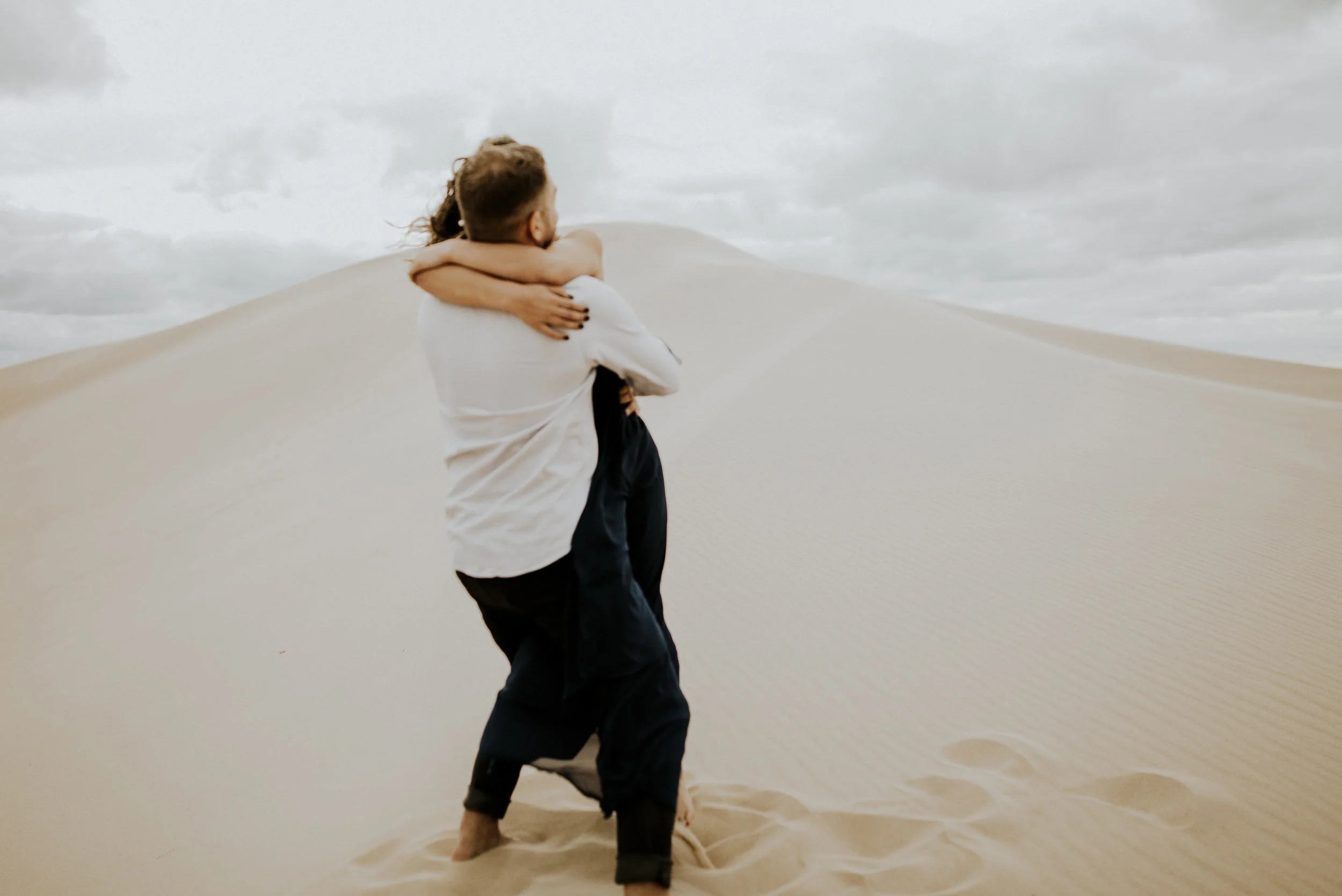 Sarah+Scott_DunesEngagement_194.jpg