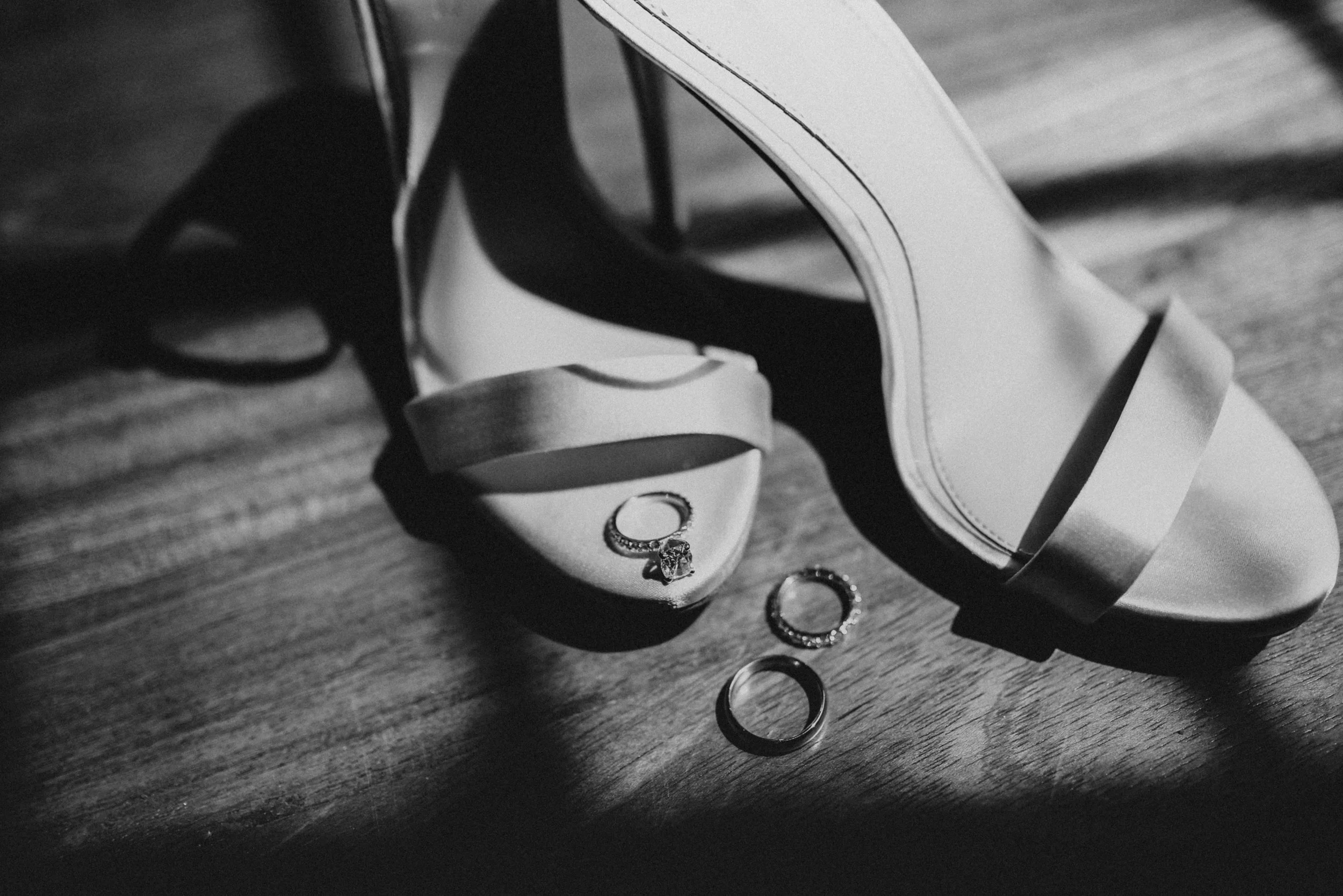 Mr+MrsSzandzik_Wedding_47.jpg