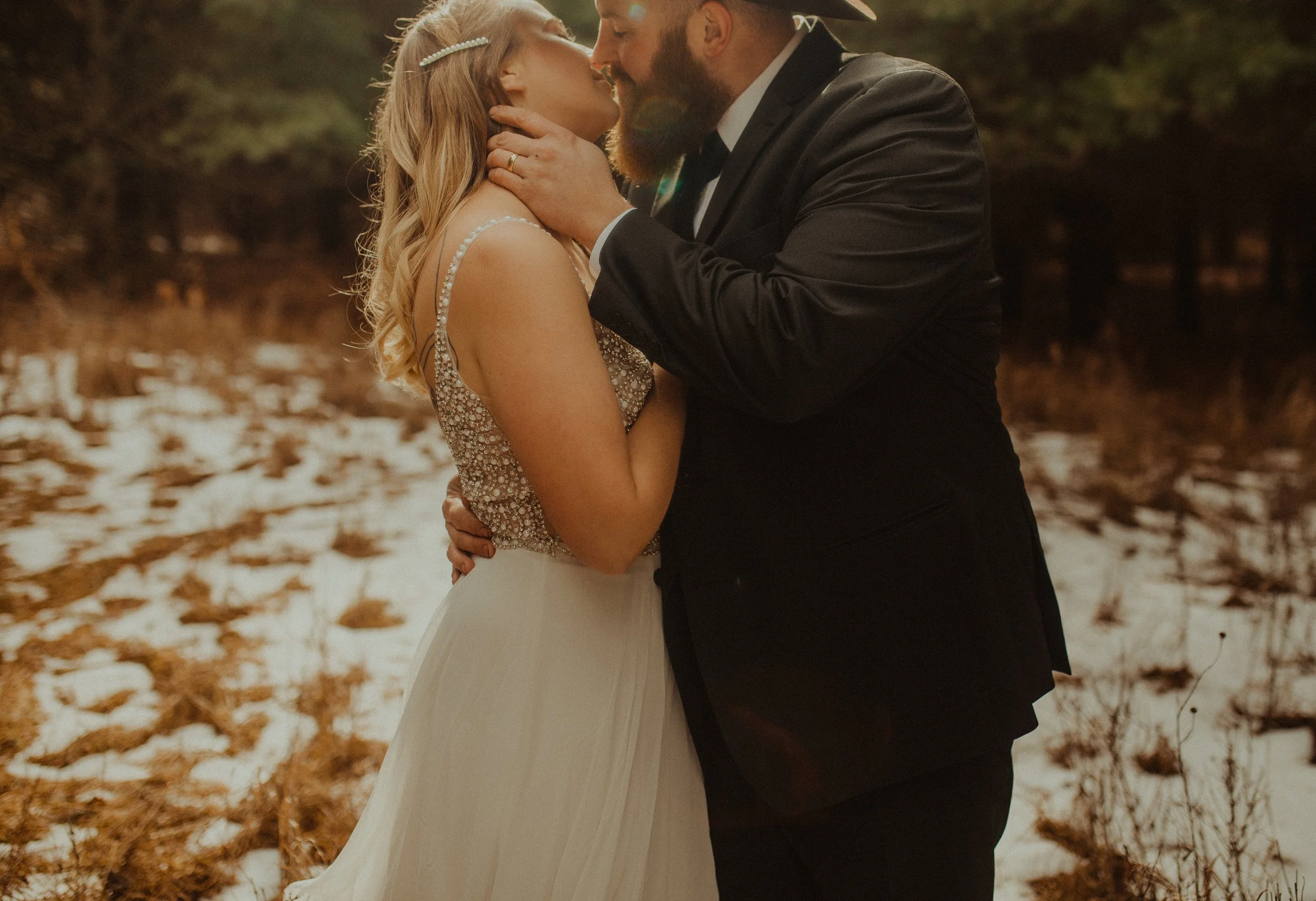 WINTER AFTERNOON ELOPEMENT