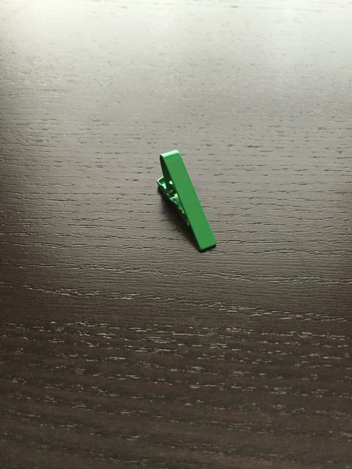 VIBRANT GREEN - TIE BAR 
