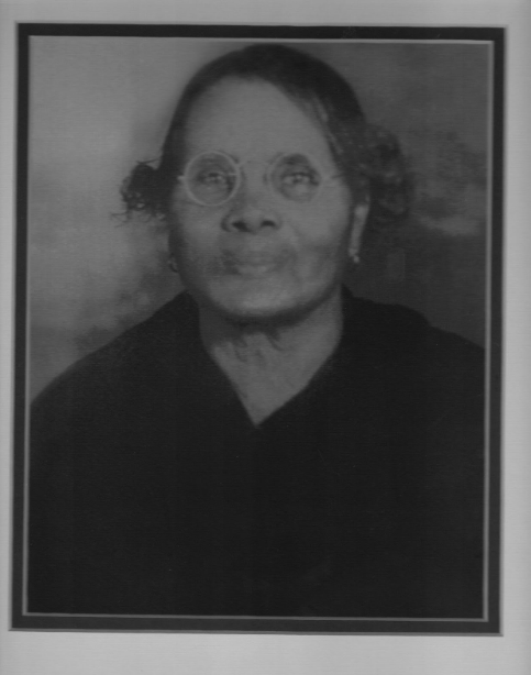 louisaboatwright.png