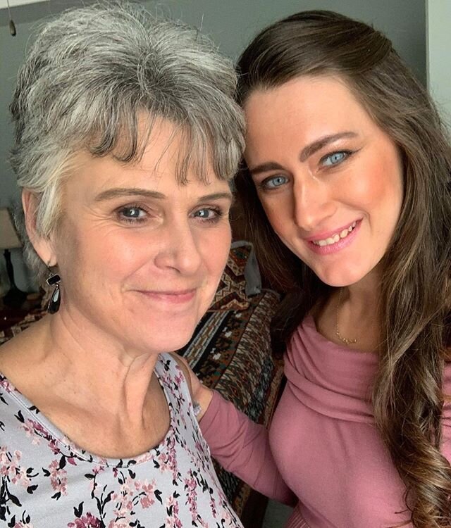 This women is my everyday hero. Full of grace, love, and wisdom. May I grow to be like her in the days and years ahead. I love you mom. 💗 @not_status_quo 
#family #bettertogether