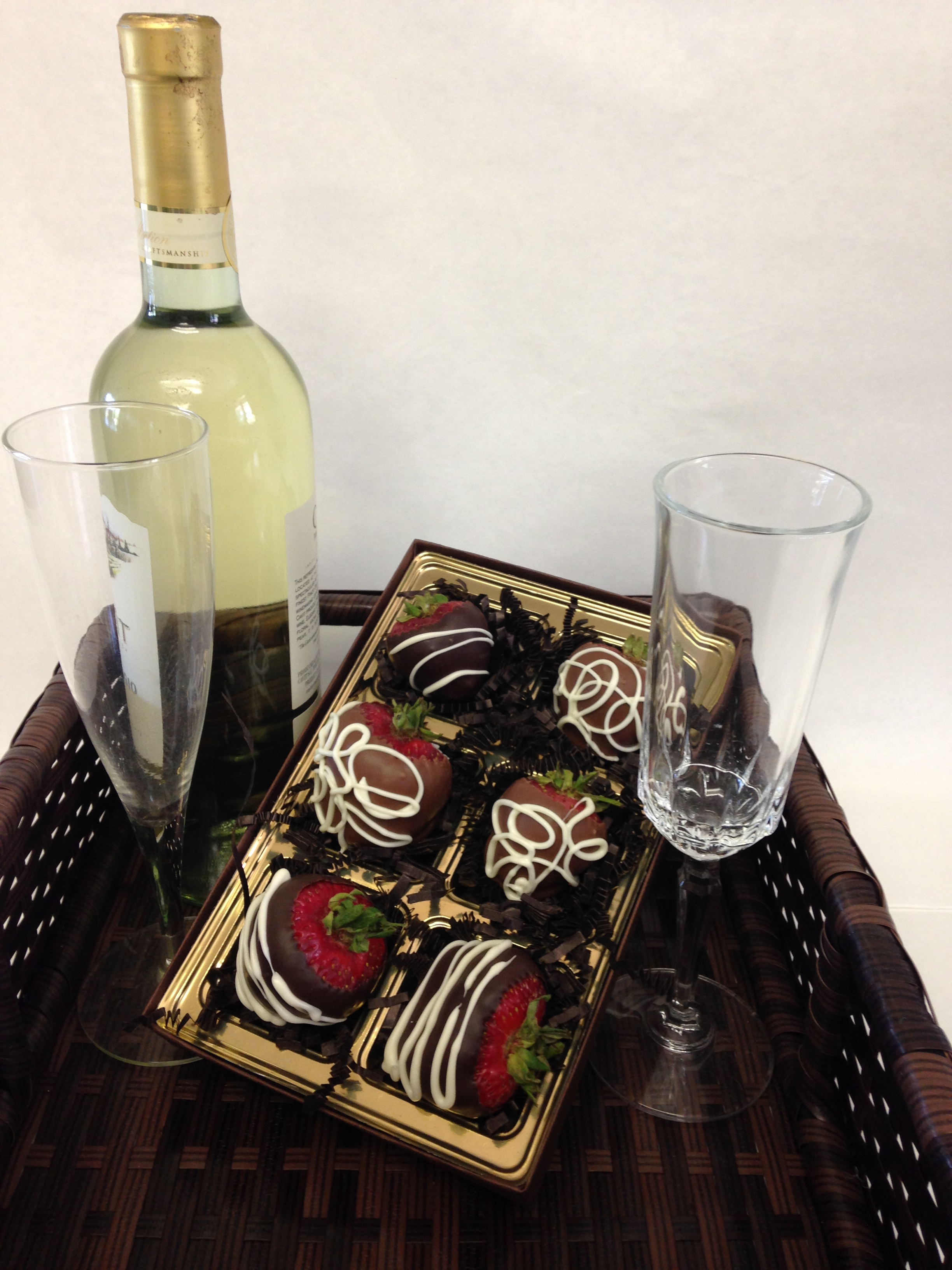6 straw with wine glass.jpg