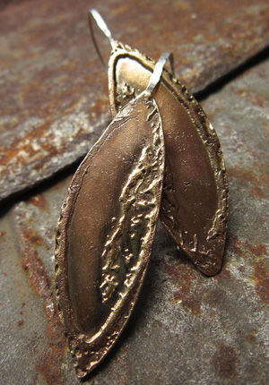 cast : palm leaf