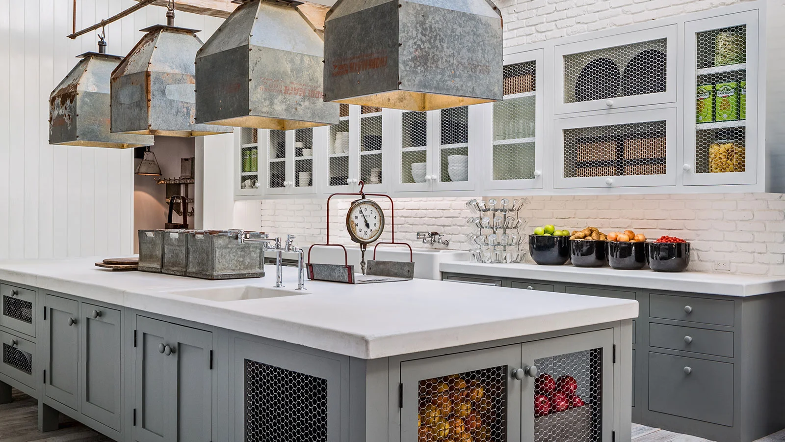 RRR_kitchen1.jpg
