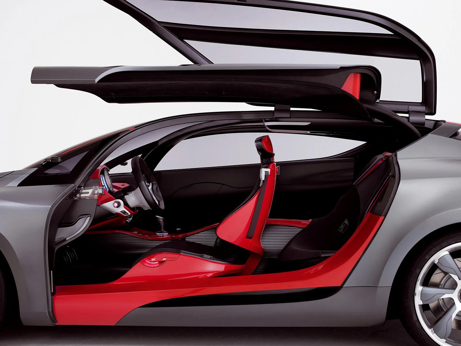 megane_coupe_concept_doors_big.jpg