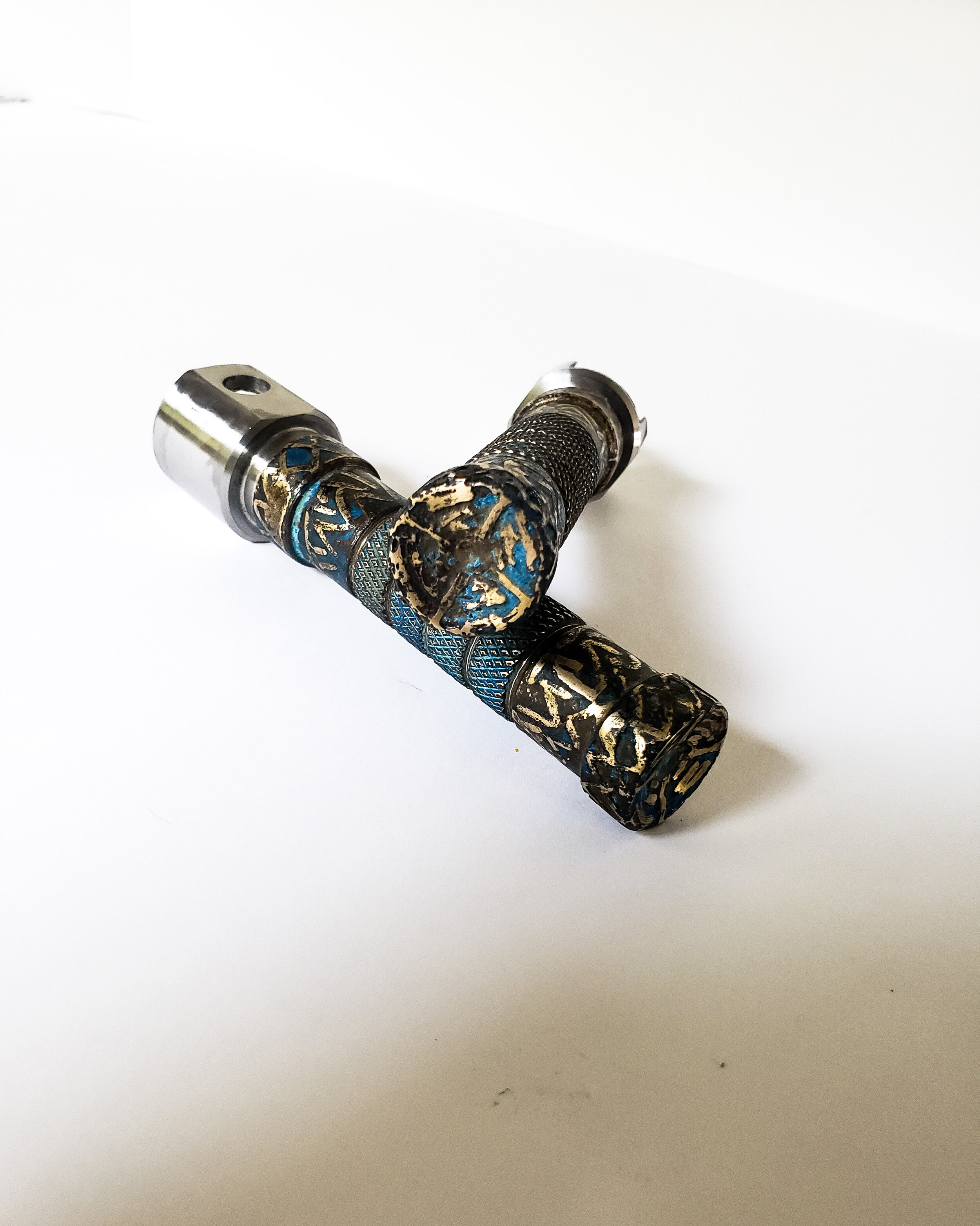 BB Dark Days Shovelhead mounts2.jpg