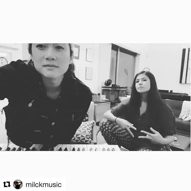 One of my favorite artists MILCK made a song about staying home, staying safe and FaceTime connecting during coronavirus quarantine time. Sooo good! Thanks @milckmusic !!!! #coronavirus #music #staythefhome