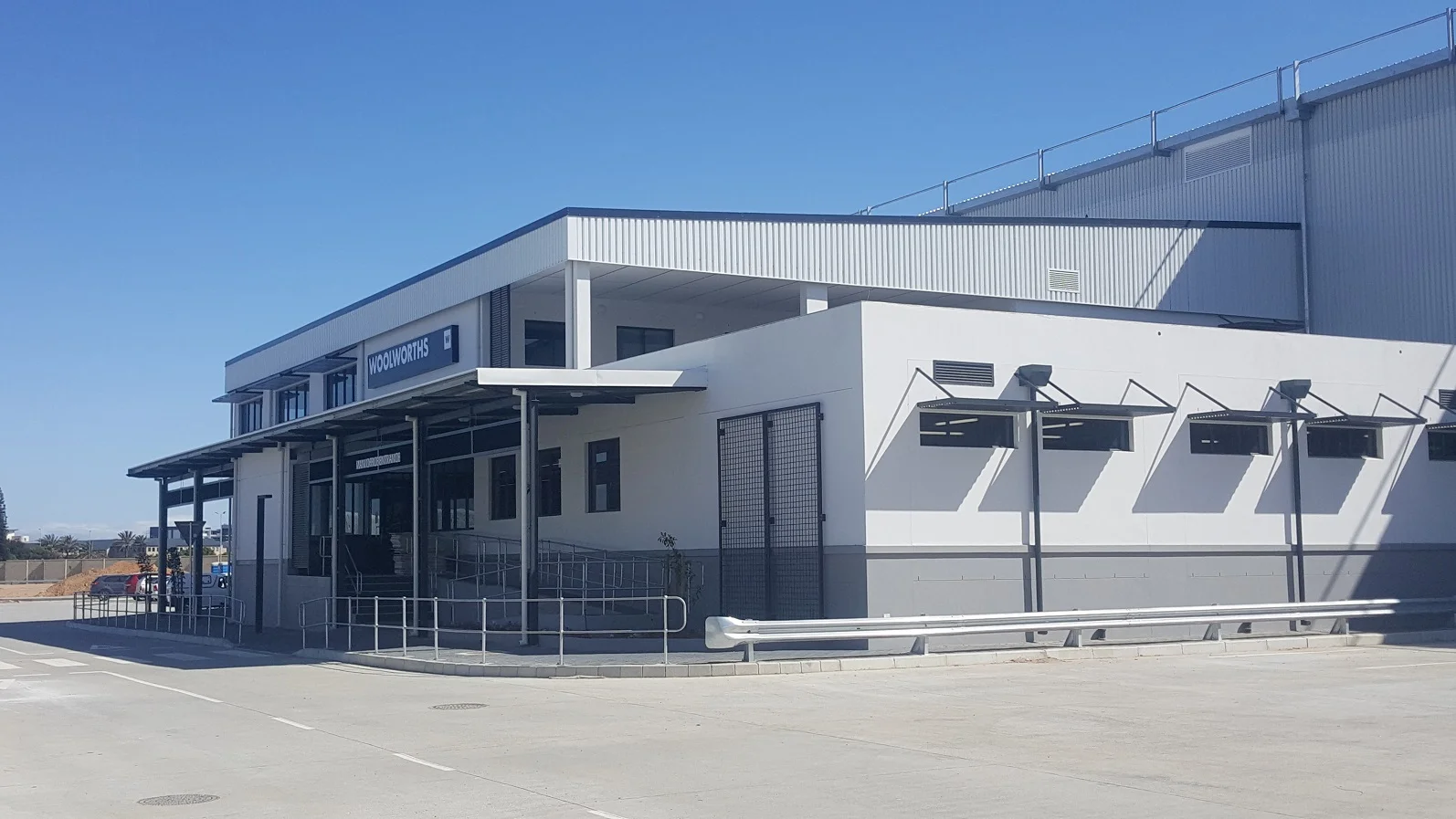 Woolworths small.jpg