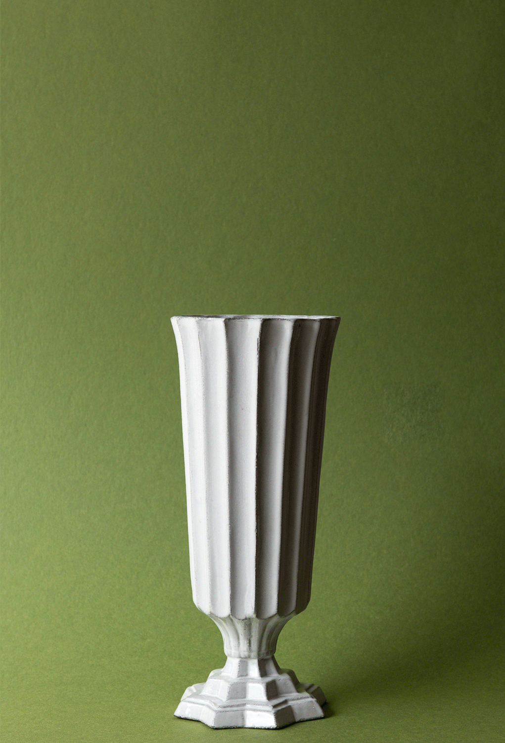 Hvit vase ASTIER DE VILLATTE / Balzac Oslo