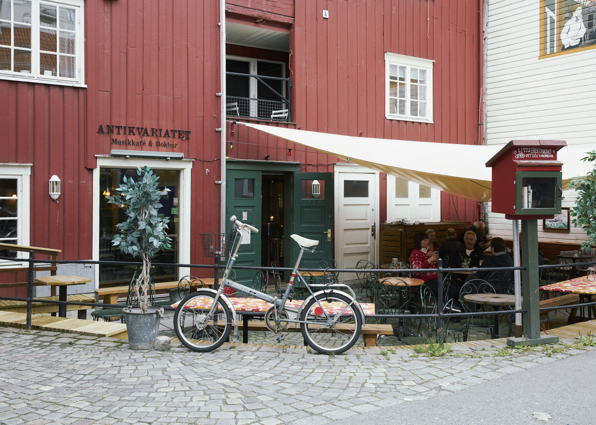 VH_Antikvariatet_DSC9920.jpg
