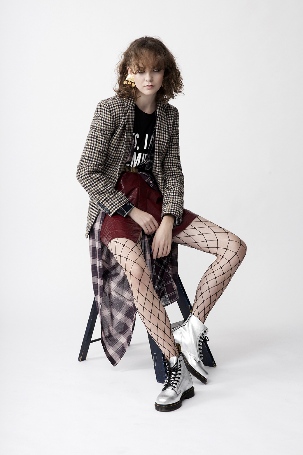 Blazer - STELLA NOVA Tshirt - HALLUBER Skirt - DESIGNERS REMIX Shirt-dress - DIESEL Belt - NINA JAREBRINK Shoes - DR. MARTENS Stockings - H&M Earrings - MISS MATHISEN