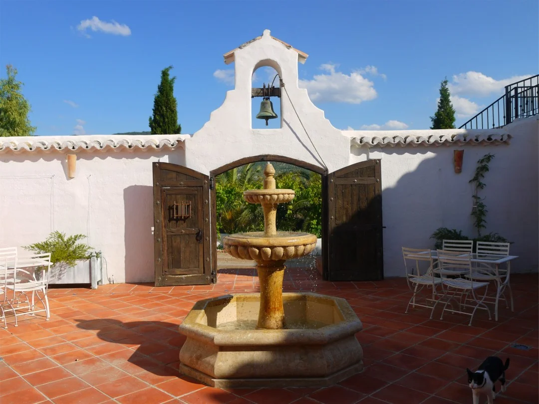 Cortijo-Las-Salinas-16-1080x810.jpg