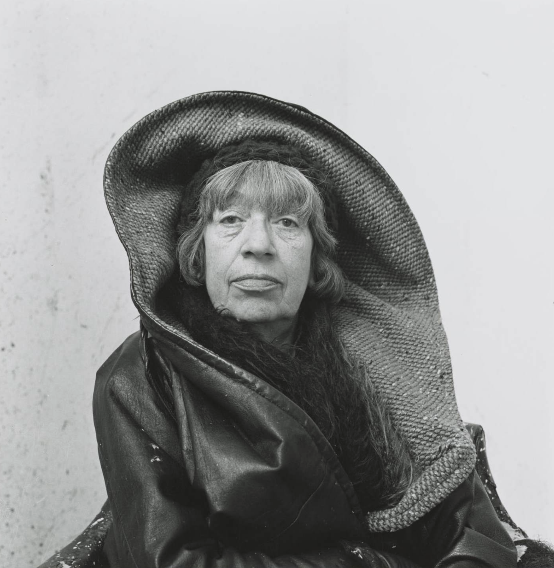 Lee Krasner shot by Irving Penn, Springs, New York, 1972. ©THE IRVING PENN FOUNDATION