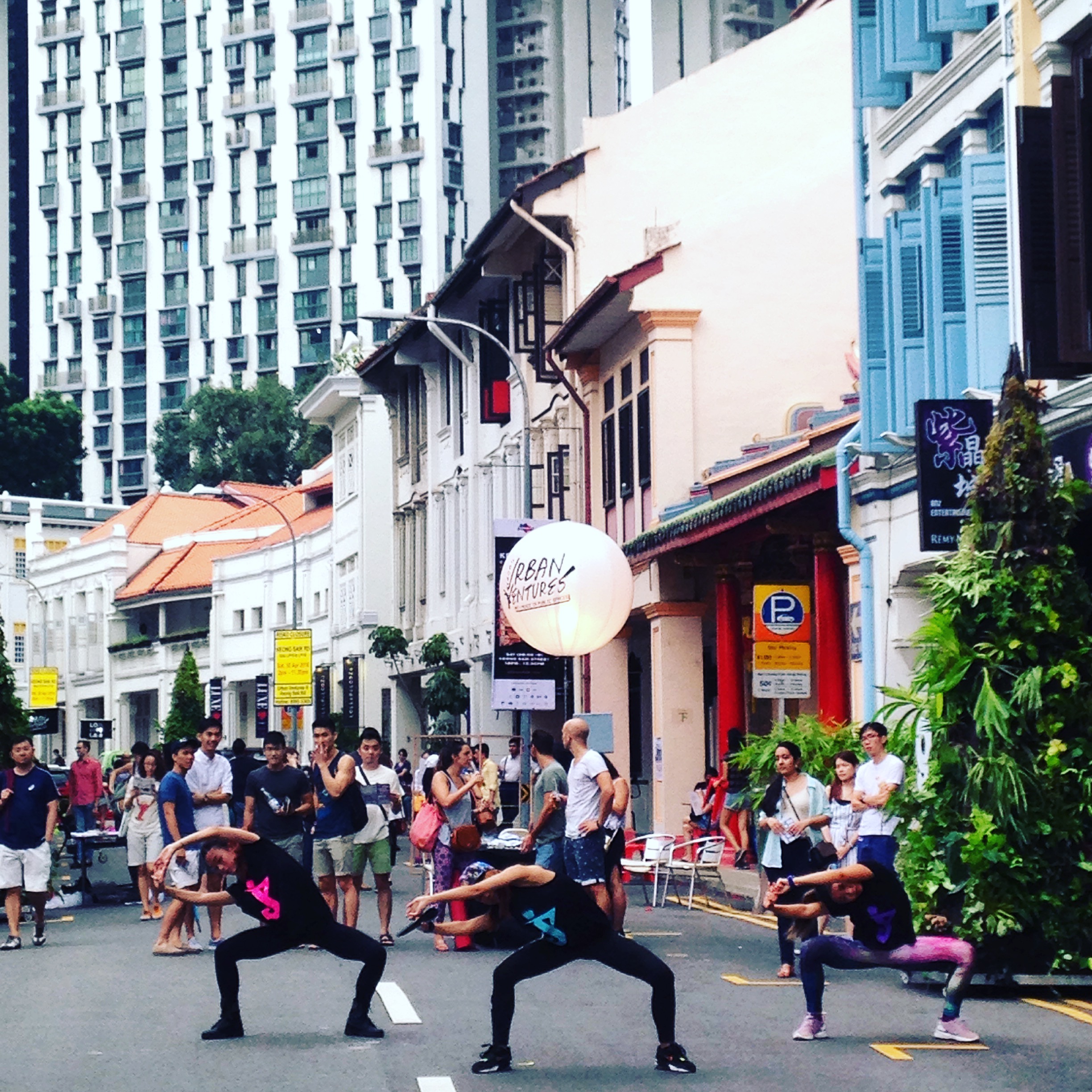 Kpop-dancing right in the middle of the street!