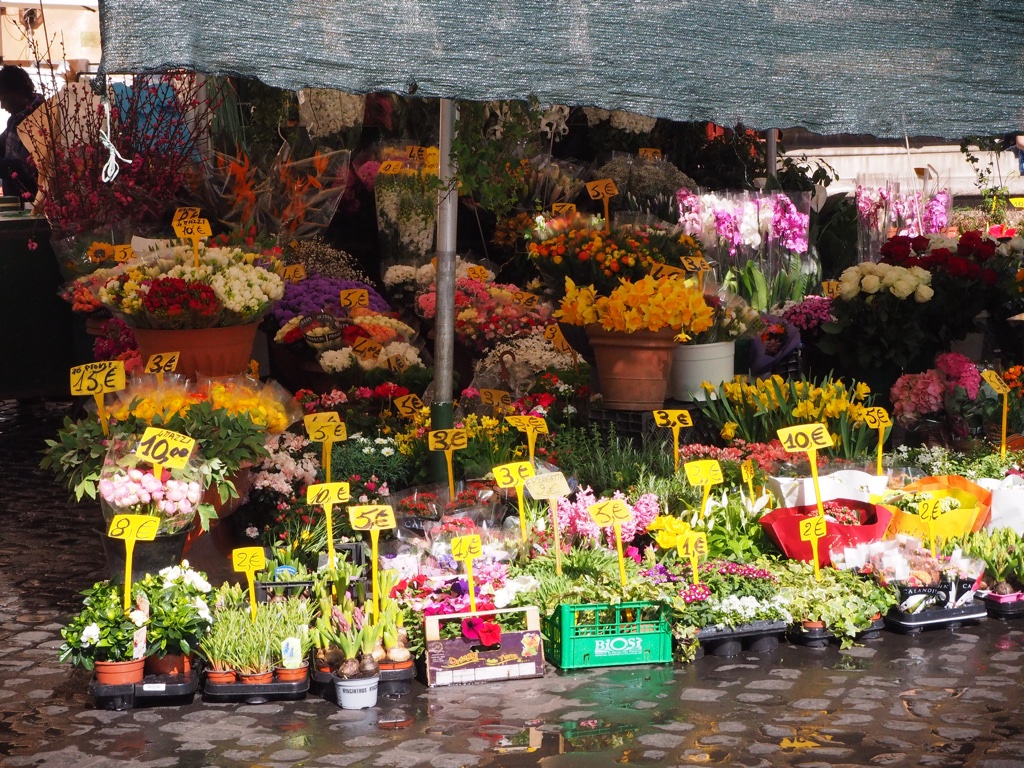 flowerstand.jpg