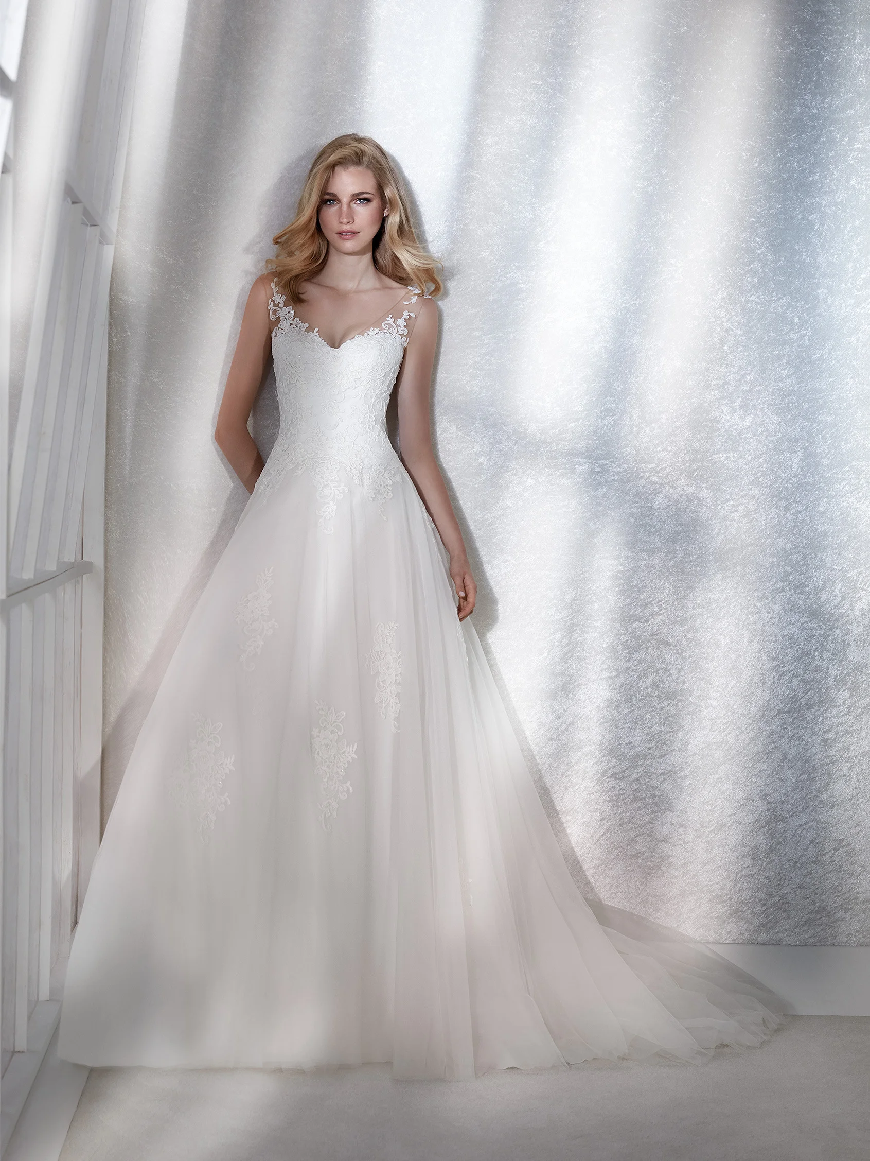 White One Femme