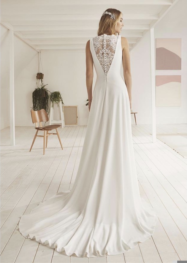 Pris: 8999 kr.