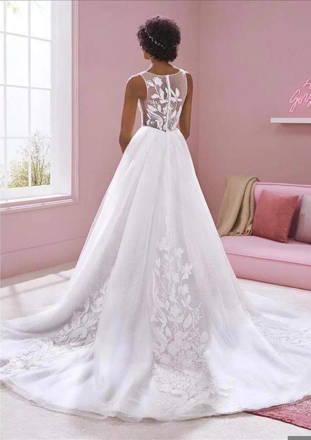 Pris: 10999 kr.