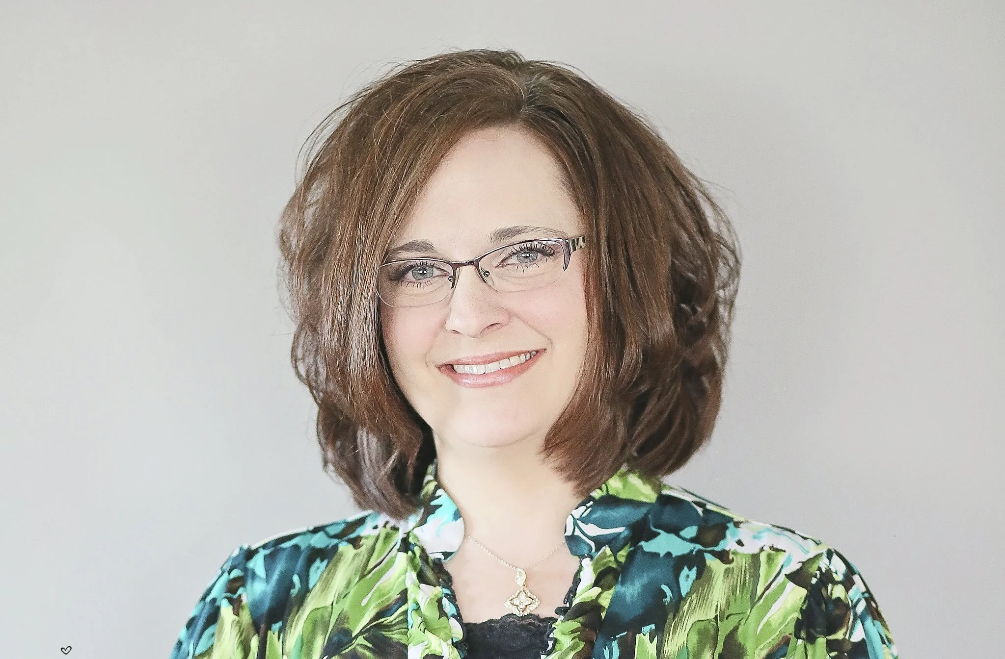Sheena Fortner, First Impressions Coordinator What she does for NT: Helps get people connected in different areas to further God's kingdom and aide in personal spiritual growth. Her family: Married to her high school sweetheart, John since 1996. She is the proud mother of Jarett and Shelby. In her spare time: Sheena enjoys curling up on the couch to watch a good movie, being with her family and hanging out with her friends. Favorite Bible verse: "For I know the plans I have for you, declares the Lord, plans to prosper you and not to harm you, plans to give you hope and a future." Jeremiah 29:11-12