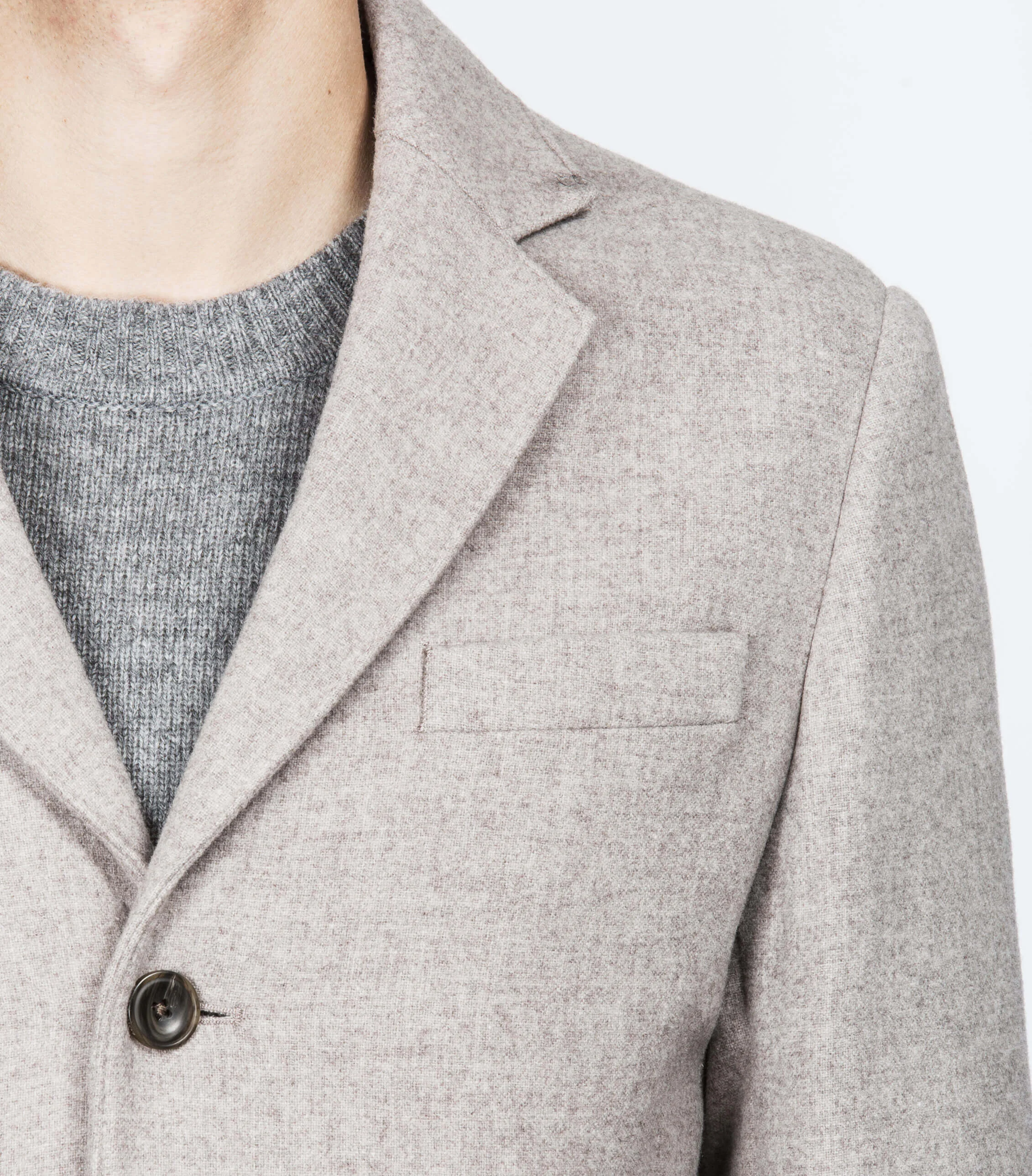Aaron_8147_Khaki_11628_04.jpg