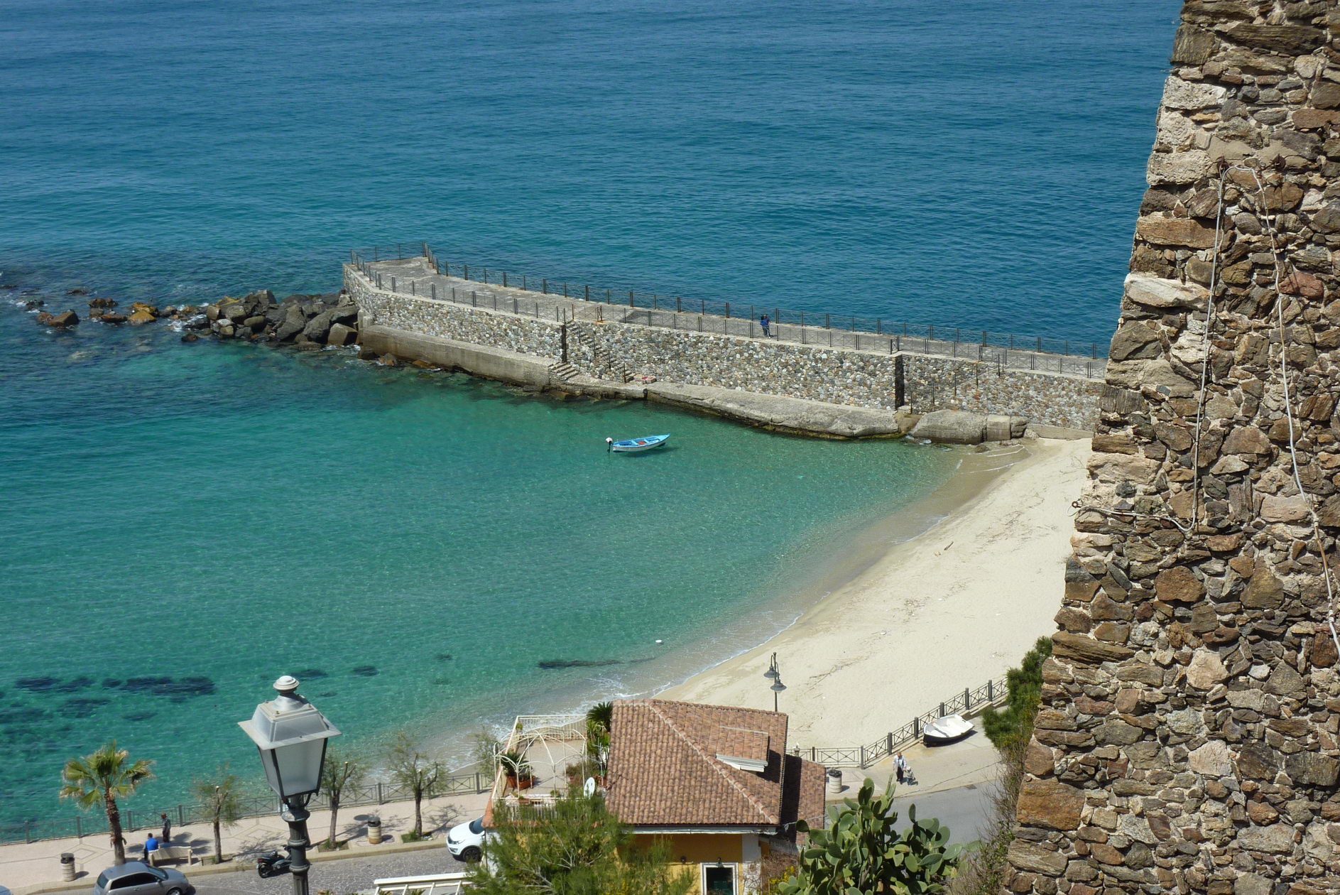 Pizzo Marina Beach