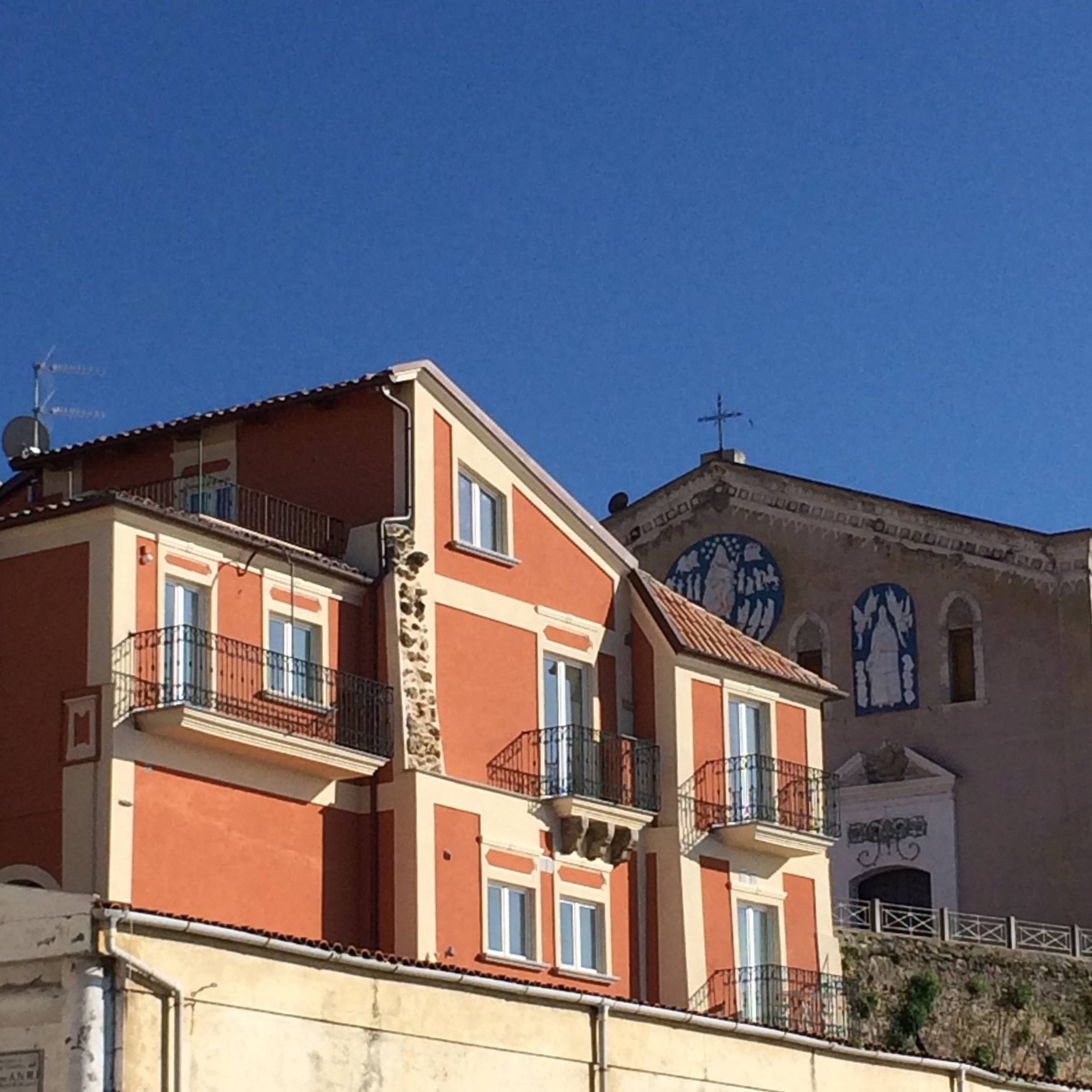 Facade facing the sea