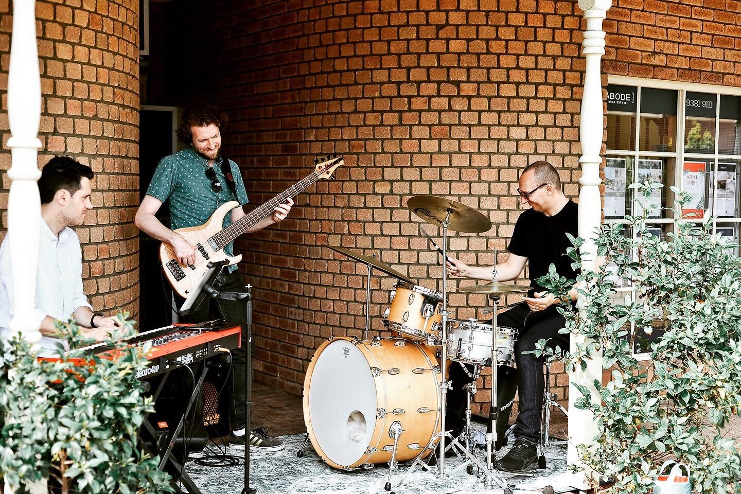 Great fun to play for the @abode_real_estate Xmas bash last Thursday - thanks so much for having us 🙏 @nickabbeymusic @wheresmypiano and our good friend @underscore1987 will be back making some music in Cottesloe around the Napoleon St area this THU