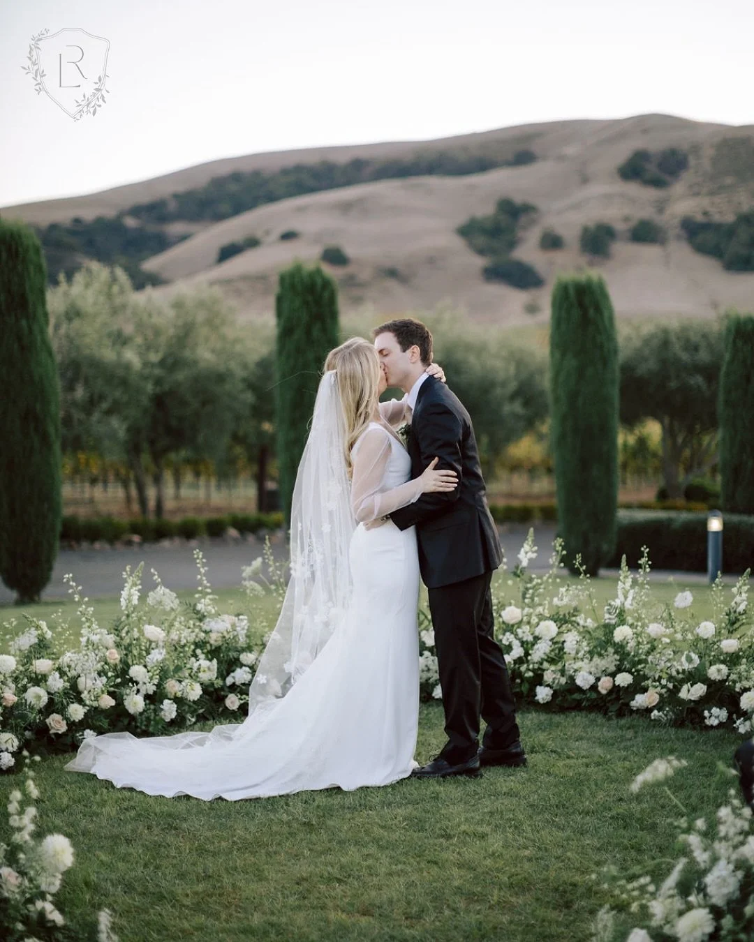 The right estate or venue isn’t just a backdrop—it’s a stage. We design celebrations to flow across the property so every guest experiences it fully. This is what transformation looks like.
Engaged?  Ready to dive into venue hunt